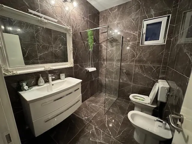Apartment Paula Tinj